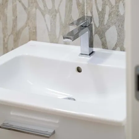 Homeby, Due Agosto * Bologna