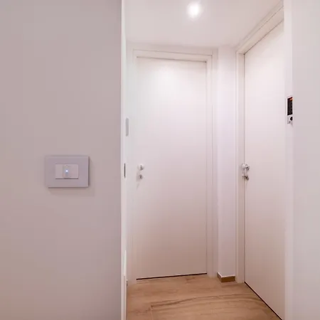 Πανδοχείο Homeby, Due Agosto *