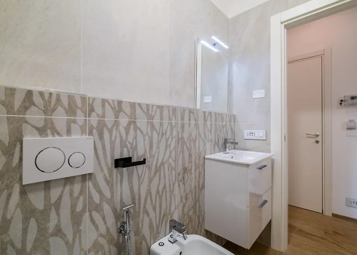 Homeby, Due Agosto Boloňa